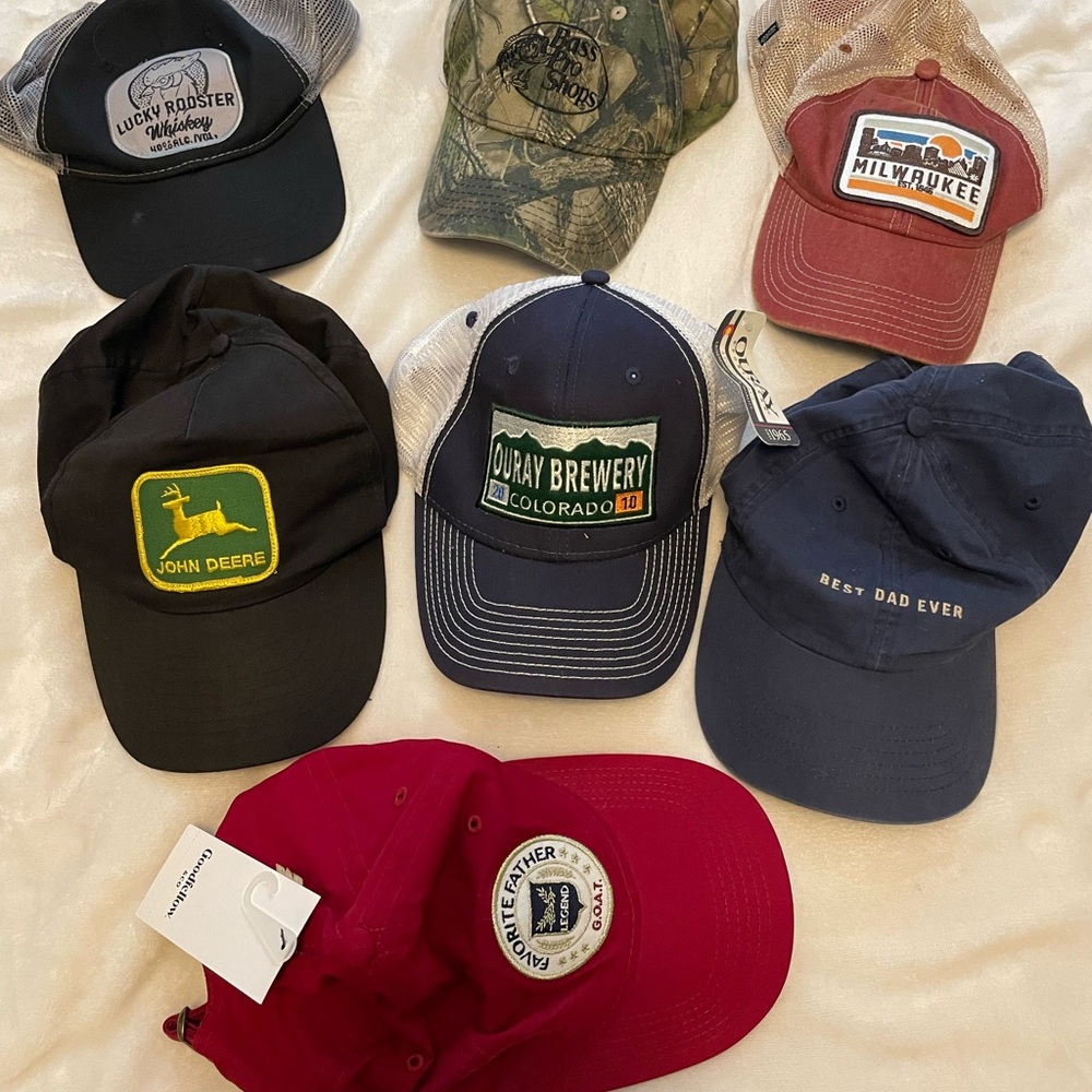 Lot of hats - 7 hats